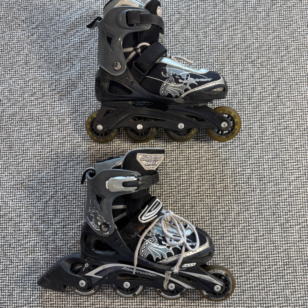 Bladerunner Phaser Adjustable Inline Skates Black Silver Dragon Kids US 4-7